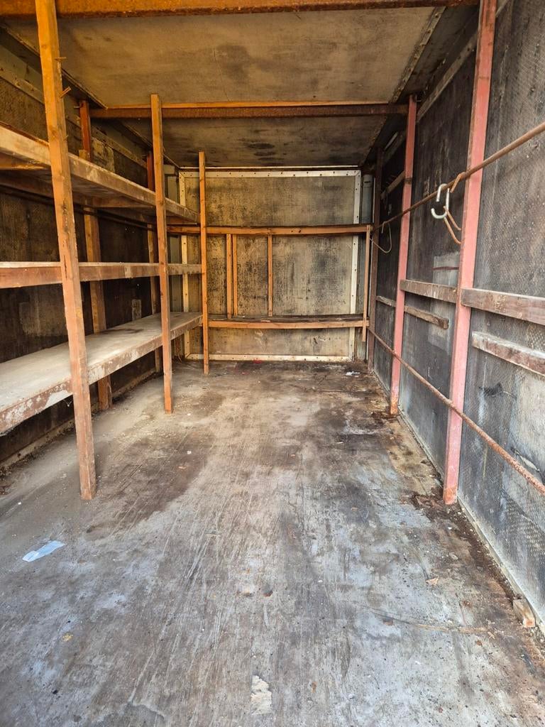 2 st 6m Zeecontainers met containerslee, wind- en waterdicht, Ophalen of Verzenden