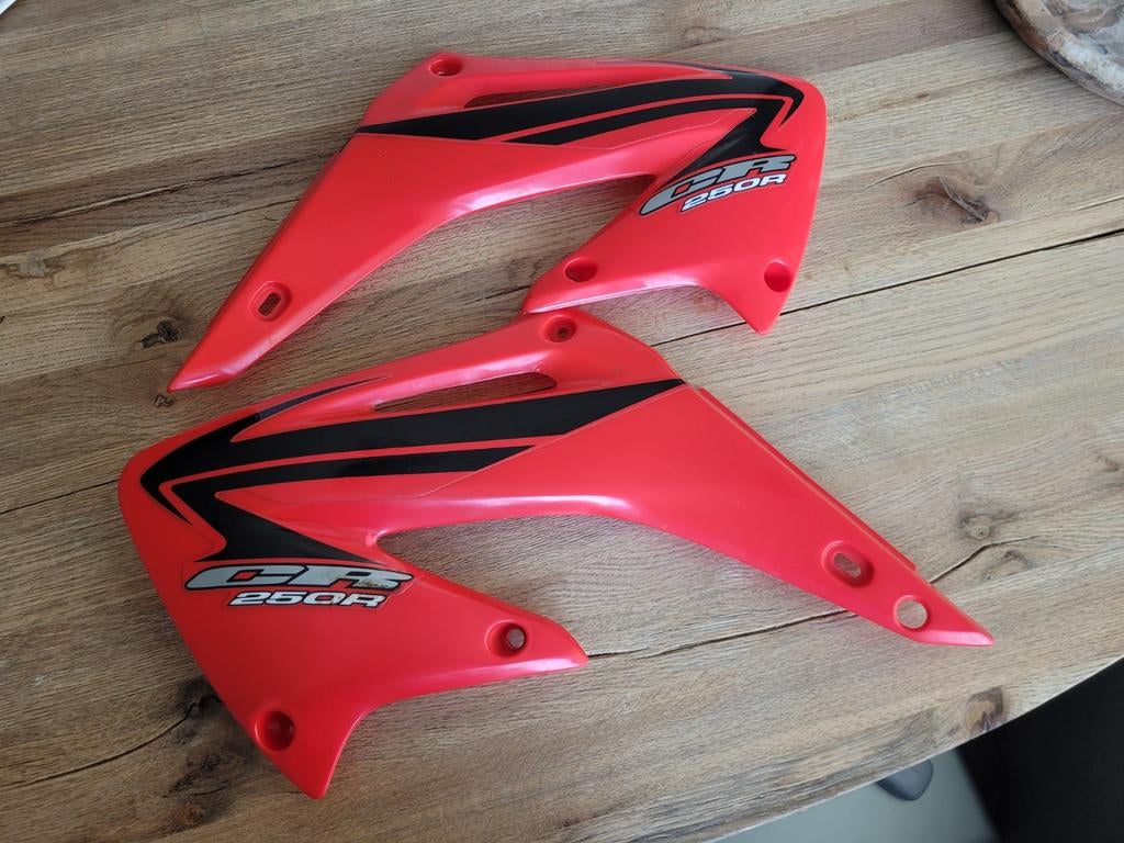 Honda CR 250 2005-2007 Radiator plastic, Motoren, Tuning en Styling, Ophalen of Verzenden