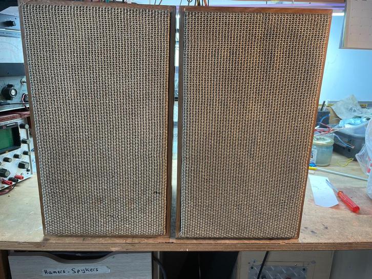 Aangeboden set van 2 LEAK luidsprekers 30 watt ps., Audio, Tv en Foto, Luidsprekers, Gebruikt, Front, Rear of Stereo speakers