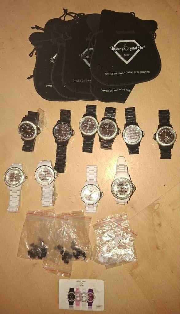 10 Witte en zwarte dameshorloge met Swarovski Elements, Overige merken, Overige materialen, Polshorloge, Nieuw