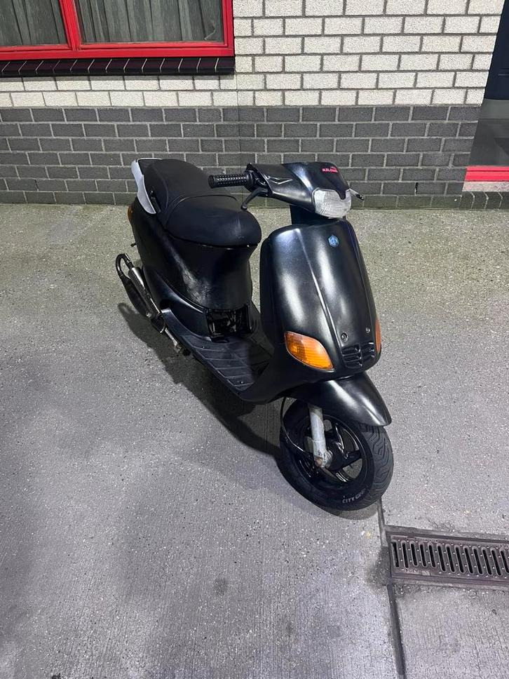 Piaggio Zip Type 2 70cc, Fietsen en Brommers, Snorfietsen en Snorscooters, Gebruikt, Piaggio, Tweetakt, Ophalen