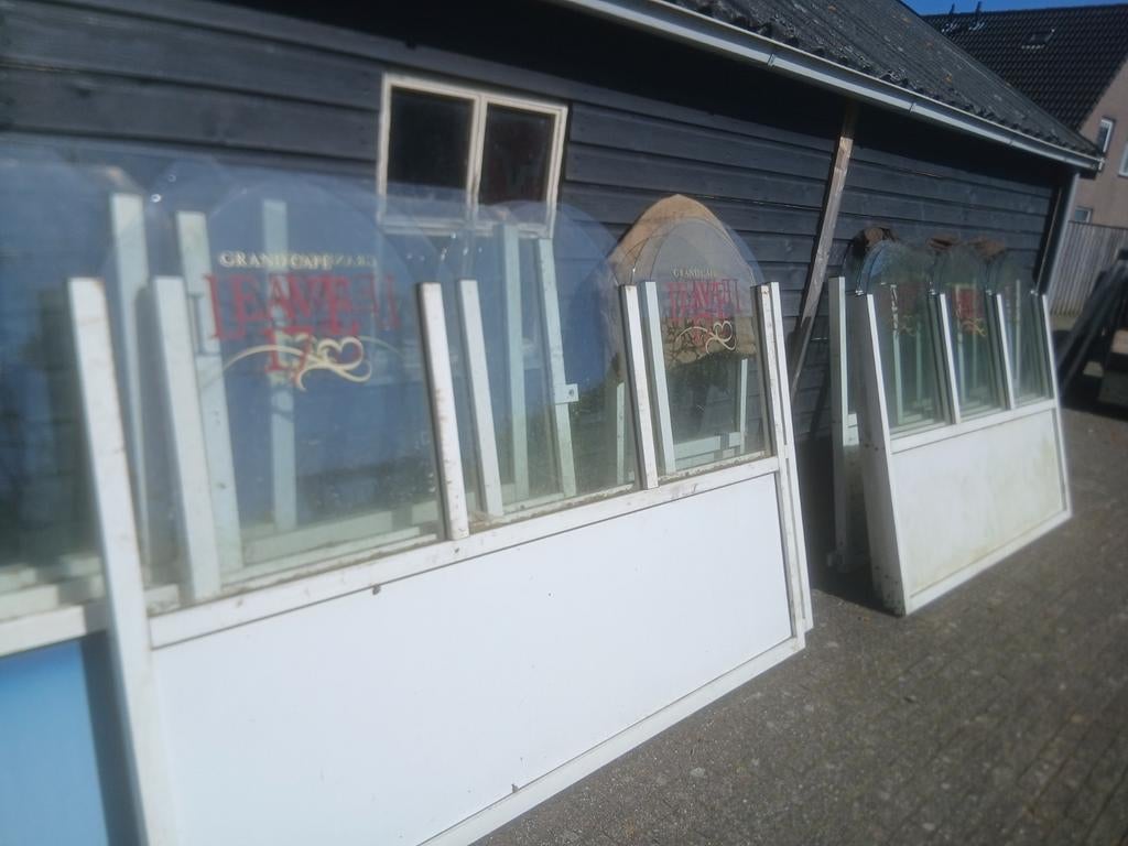 Te koop.9 st horeca terrasschermen.incl bevestiging materiaa, Ophalen of Verzenden, Minder dan 3 meter