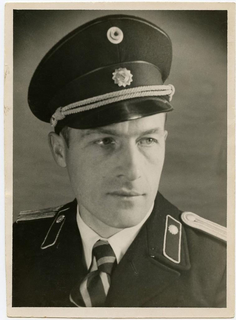 Originele Foto Volkspolizei DDR VOPO, Verzamelen, Verzenden, Overige soorten, Duitsland, Foto of Poster