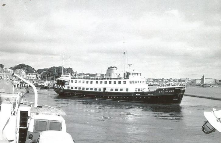 Foto Terschelling veerboot Friesland TSO Doeksen haven 1975, Verzamelen, Scheepvaart, Nieuw, Kaart, Foto of Prent, Verzenden