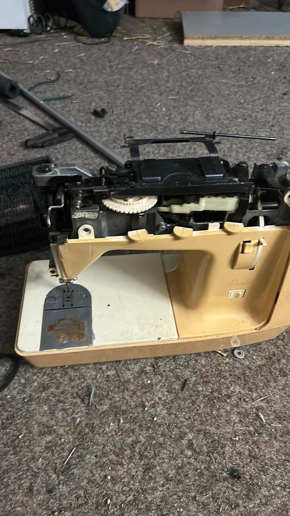 Naaimachine voor onderdelen, Ophalen of Verzenden