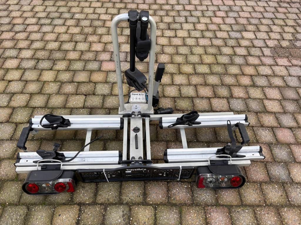 Fietsendrager, Ophalen, Zo goed als nieuw, Trekhaakdrager