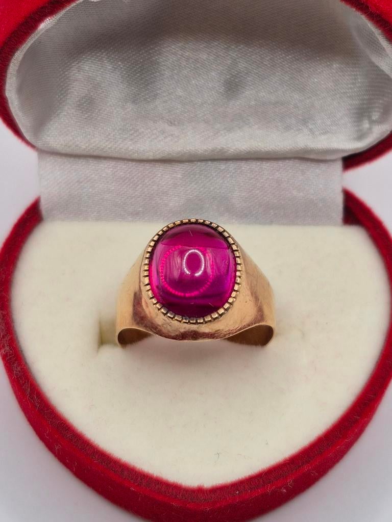 Gouden ring met Robijn, Sieraden, Tassen en Uiterlijk, Ringen, ., Ophalen of Verzenden, ., Dame of Heer