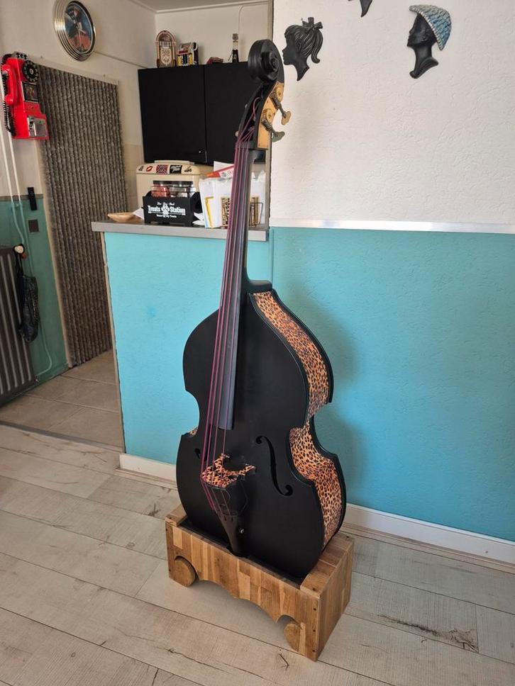 Rockabilly contrabas 1/4 gepimpt met panterprint, Verzamelen, Automaten | Overige, Zo goed als nieuw, Ophalen of Verzenden