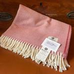 Iers lamswollen plaid Mcnutt Spotted Terracotta, Westdijk 41 3241 GT, Ophalen of Verzenden, Info@hetlijstjevanbrocante.nl, Het lijstje van brocante