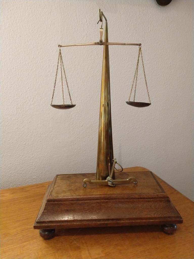 Goud weegschaal en kleine graan balans Becker, Ophalen of Verzenden