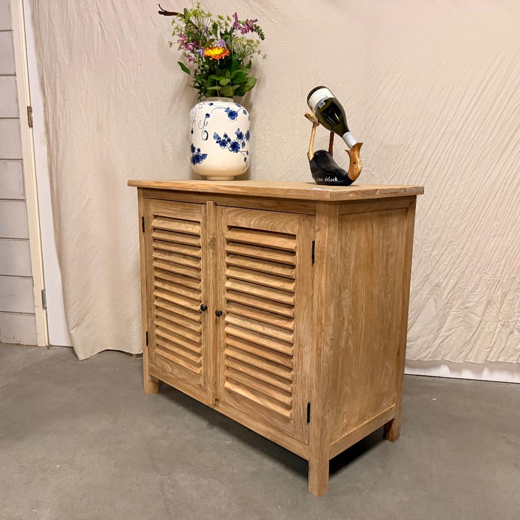 Dressoir massief teakhout - 2 louvre deuren - TTM Wonen, TTM Wonen, Meubels – (Perzische) Tapijten en Woonaccessoires, Met deur(en)