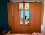 Gratis in Asten grote kleding kast zelf demonteren, Gebruikt, 200 cm of meer, 200 cm of meer, 50 tot 75 cm
