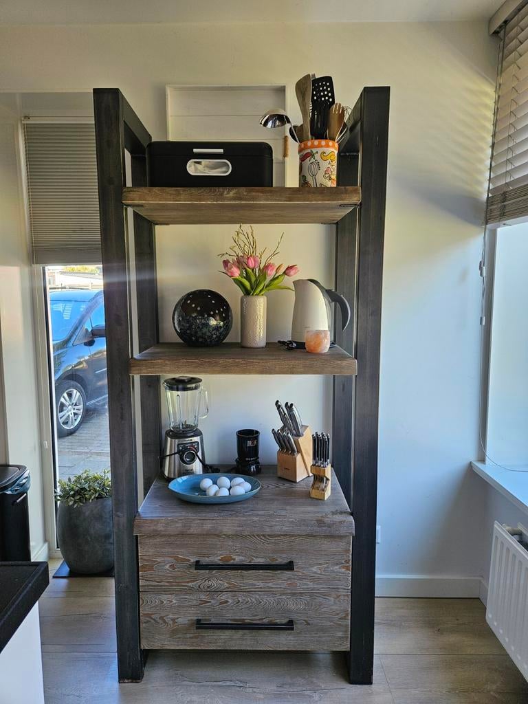 Boekenkast Rough Haco - 90x50x200 cm, Met plank(en), Gebruikt, 200 cm of meer, 50 tot 100 cm