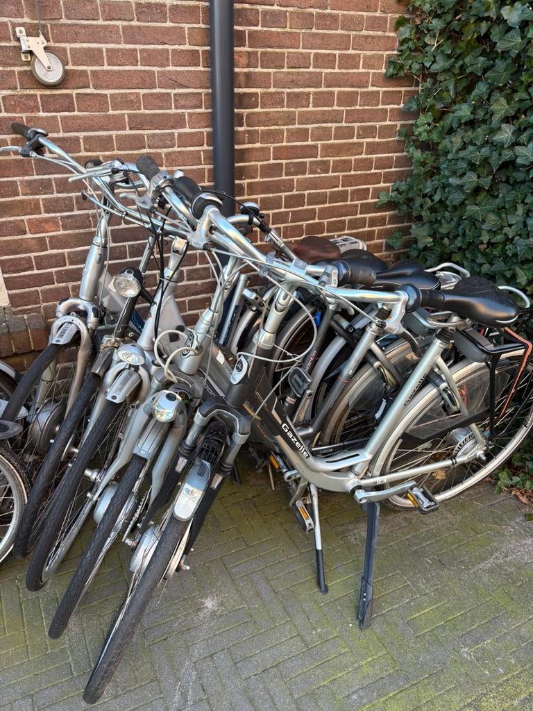 8 fietsen voor sloop of onderdelen, Fietsen en Brommers, Elektrische fietsen, Ophalen, Gebruikt, Overige merken