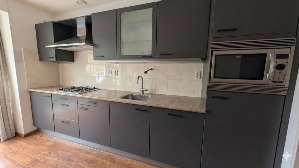 Complete keuken gratis af te halen, Ophalen, Gebruikt, Wit, Hoekkeuken