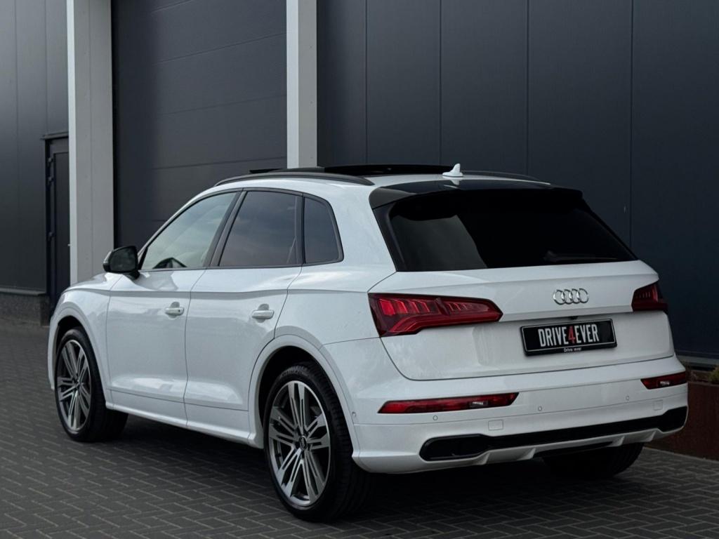 Audi Q5 3.0 TFSI SQ5 q. PL+ FULL PANO NAVI CAMERA LEDER LED, Automaat, Gebruikt, 2995 cc, Q5