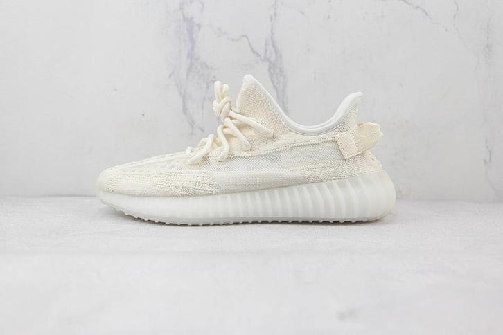 Yeezy Boost 350 Bone | Maat 36, Kleding | Heren, Schoenen, Nieuw, Wit, Ophalen of Verzenden