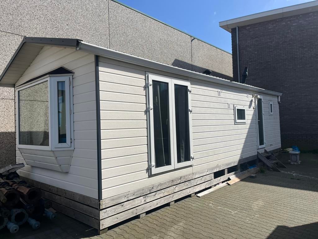 Te koop: Nederlands gebouwd chalet zonder staanplaats, Tot en met 2
