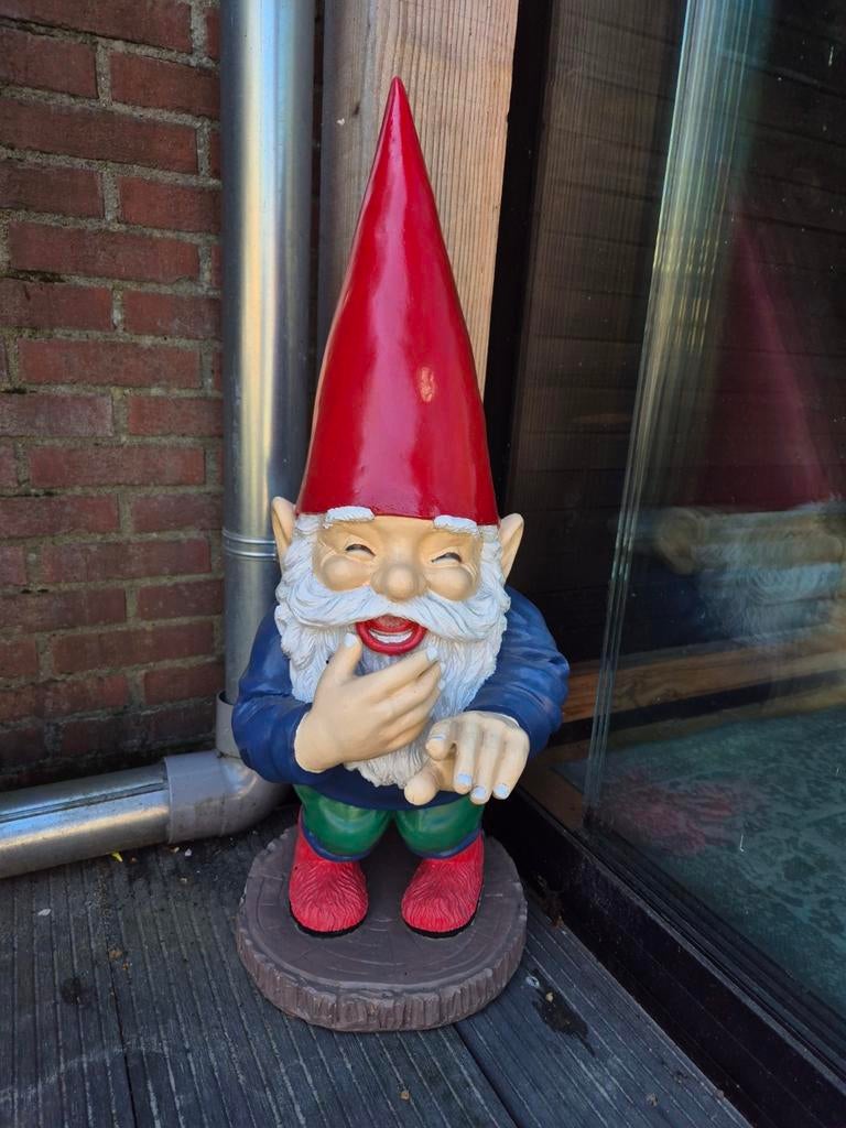 Grote lachende tuinkabouter met rode puntmuts, Tuin en Terras, Ophalen, Gebruikt, Kunststof, Tuinkabouter