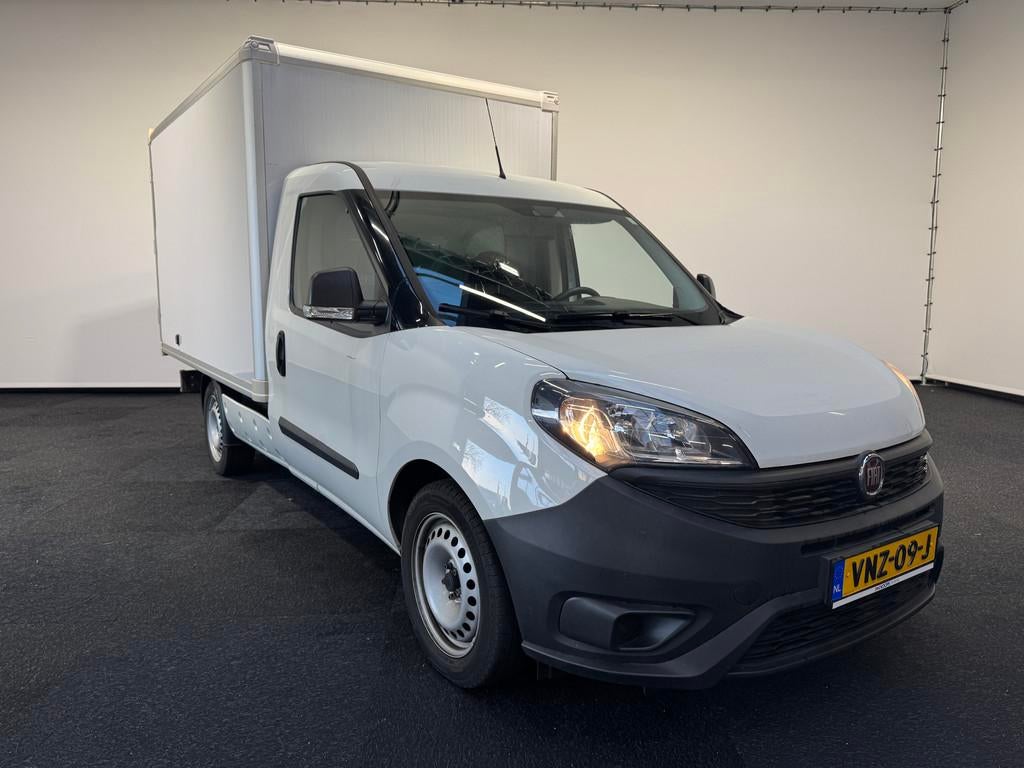 Fiat FIAT DOBLO 1.6 JTD Gesloten laadbak 7.5 cub Euro 6 4600, Auto's, Bestelauto's, Euro 6, 4 cilinders, Wit, Bedrijf