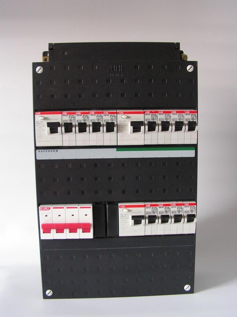 ABB busboard 3-fase groepenkast ( 12 groepen ), Ophalen of Verzenden, Zo goed als nieuw, Overige typen
