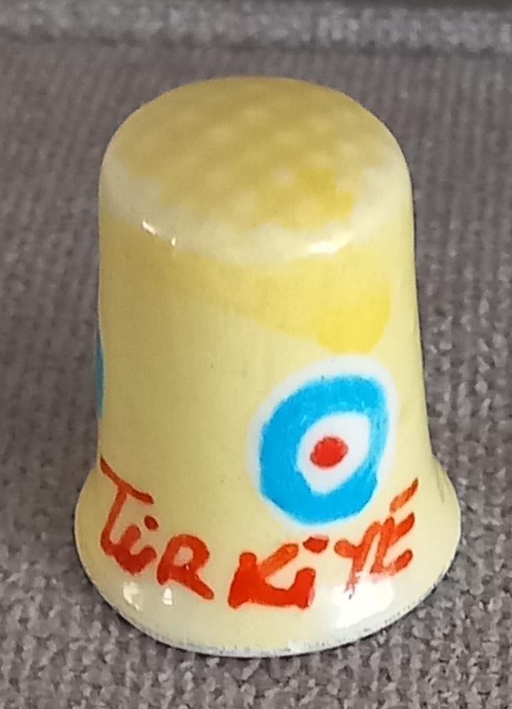 Vingerhoedje Turkiye, Ophalen of Verzenden, Zo goed als nieuw, Porselein, Buitenland