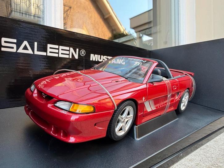 1:18 Saleen Ford Mustang S351 Cabrio rood Autoart 72730, Hobby en Vrije tijd, Modelauto's | 1:18, Nieuw, Auto, Autoart, Ophalen of Verzenden