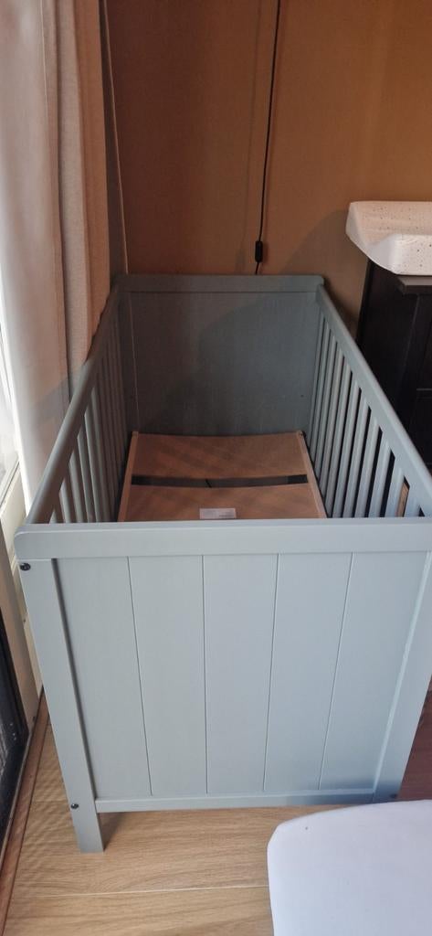 Ledikant Europe Baby Ralph 60x120 zeegroen - Gratis afhalen, Kinderen en Baby's, Babywiegjes en Ledikanten, Ophalen of Verzenden