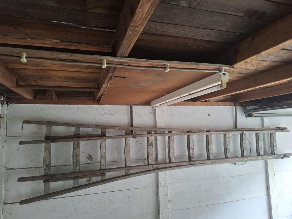 Vintage trap 325 x 42cm, Doe-het-zelf en Verbouw, Ladders en Trappen, Ophalen, Gebruikt, Trap, 2 tot 4 meter