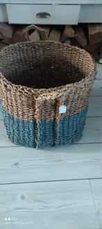 Hele grote gevlochten mand voor grote plant of haard hout?, Mand, Rond, Ophalen of Verzenden, Zo goed als nieuw