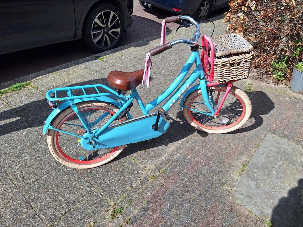 Altec urban.Meisjesfiets 20 inch - Opknappertje, Fietsen en Brommers, Ophalen, Gebruikt, Handrem, Altec Urban