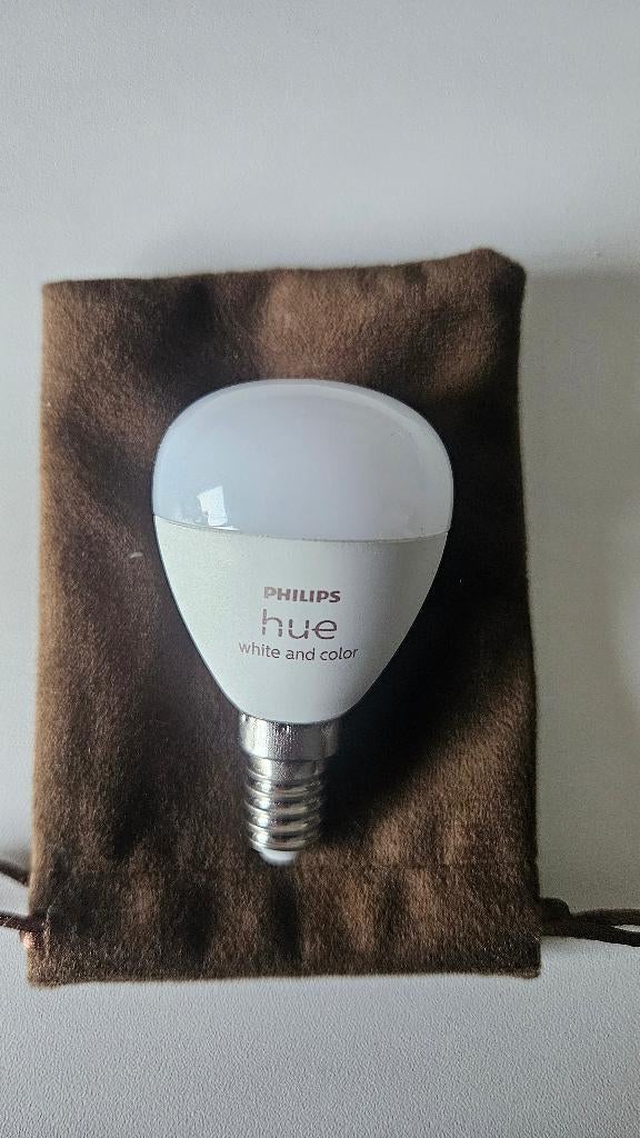 Philips Hue White and Color E14 kogellamp, Huis en Inrichting, Lampen | Losse lampen, Led-lamp, Minder dan 30 watt, E14 (klein)