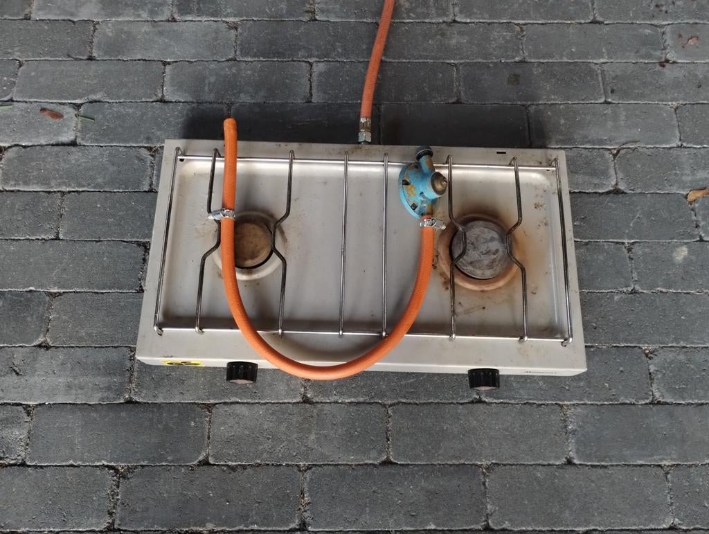 Campinggasstel 2 pits met aansluiting voor gasfles, Ophalen of Verzenden