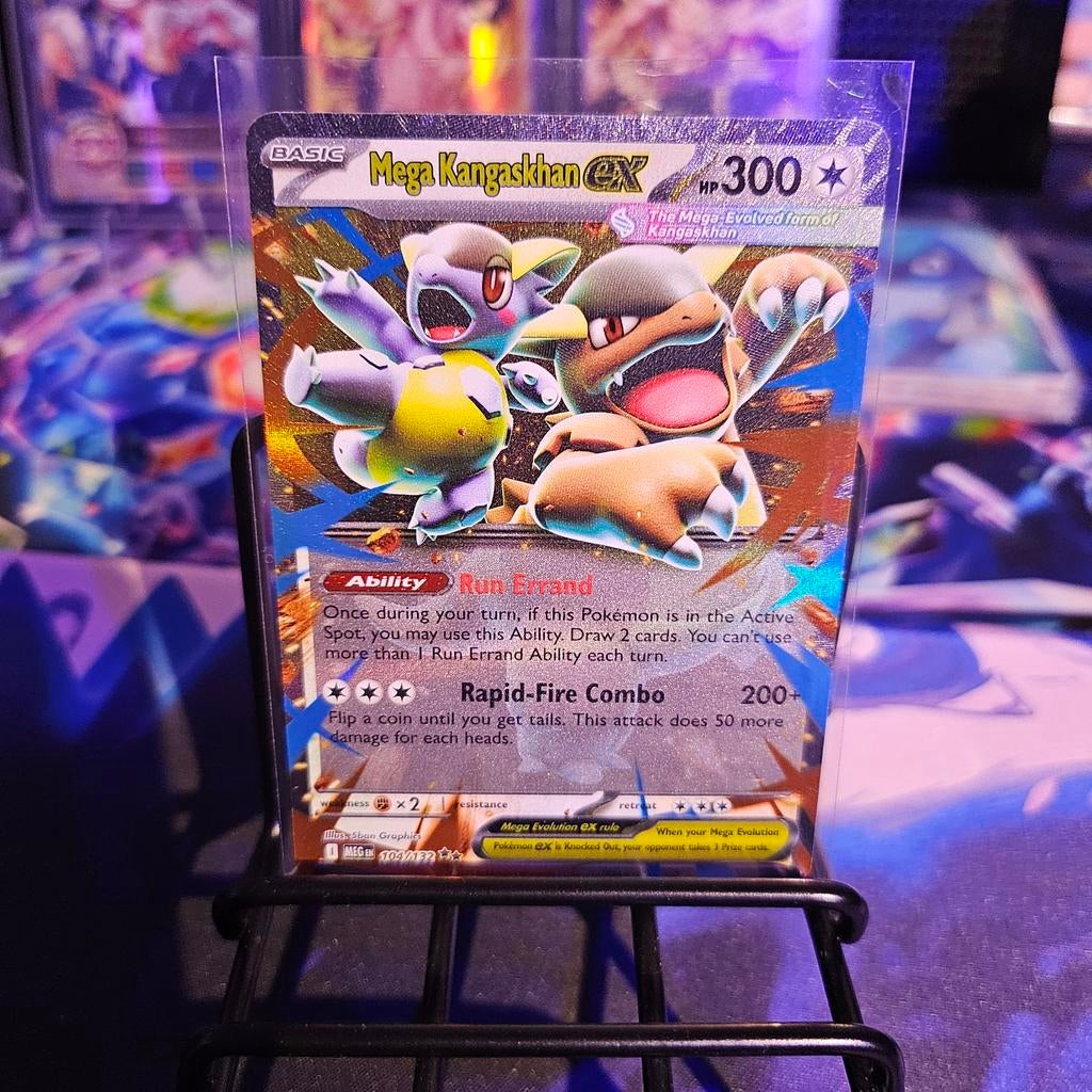 Mega Kangaskhan EX Pokémon Kaart - Meteen Gesleeved, Ophalen of Verzenden, Zo goed als nieuw, Losse kaart, Foil