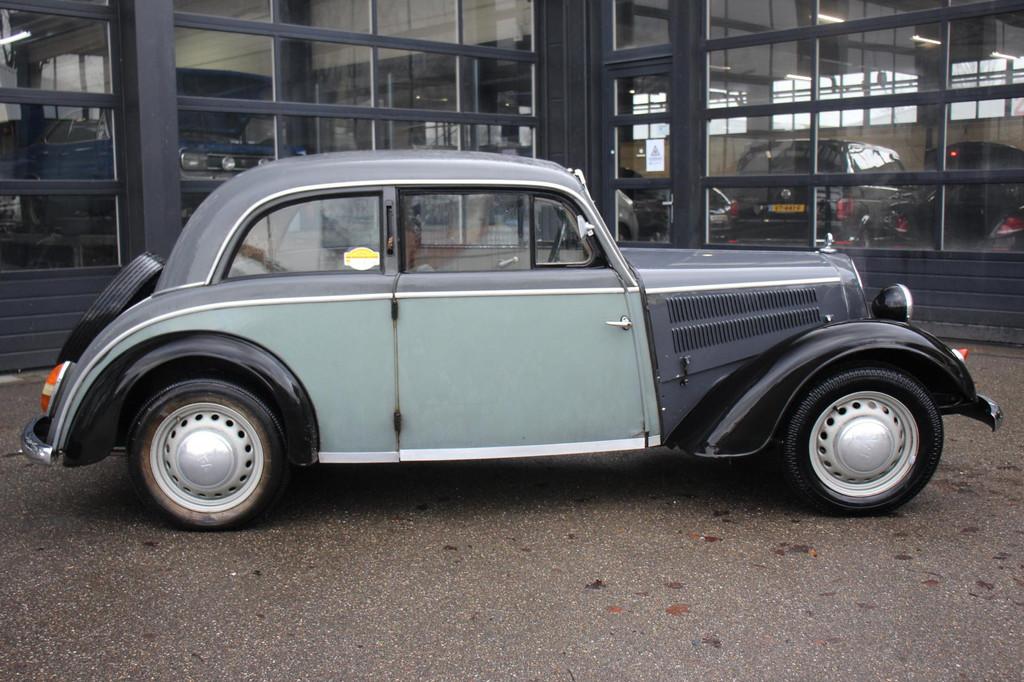 DKW IFA AUDI F8 1954 oldtimer auto! ZEER UNIEK 2T, Auto's, Overige merken, Stof, Bedrijf, Handgeschakeld