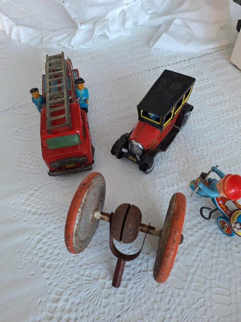 Vintage blikken speelgoed: brandweerwagen, auto, driewieler, Ophalen of Verzenden