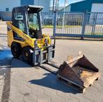 Gehl 1640t schranklader bak en palletvorken. Bobcat, Ophalen