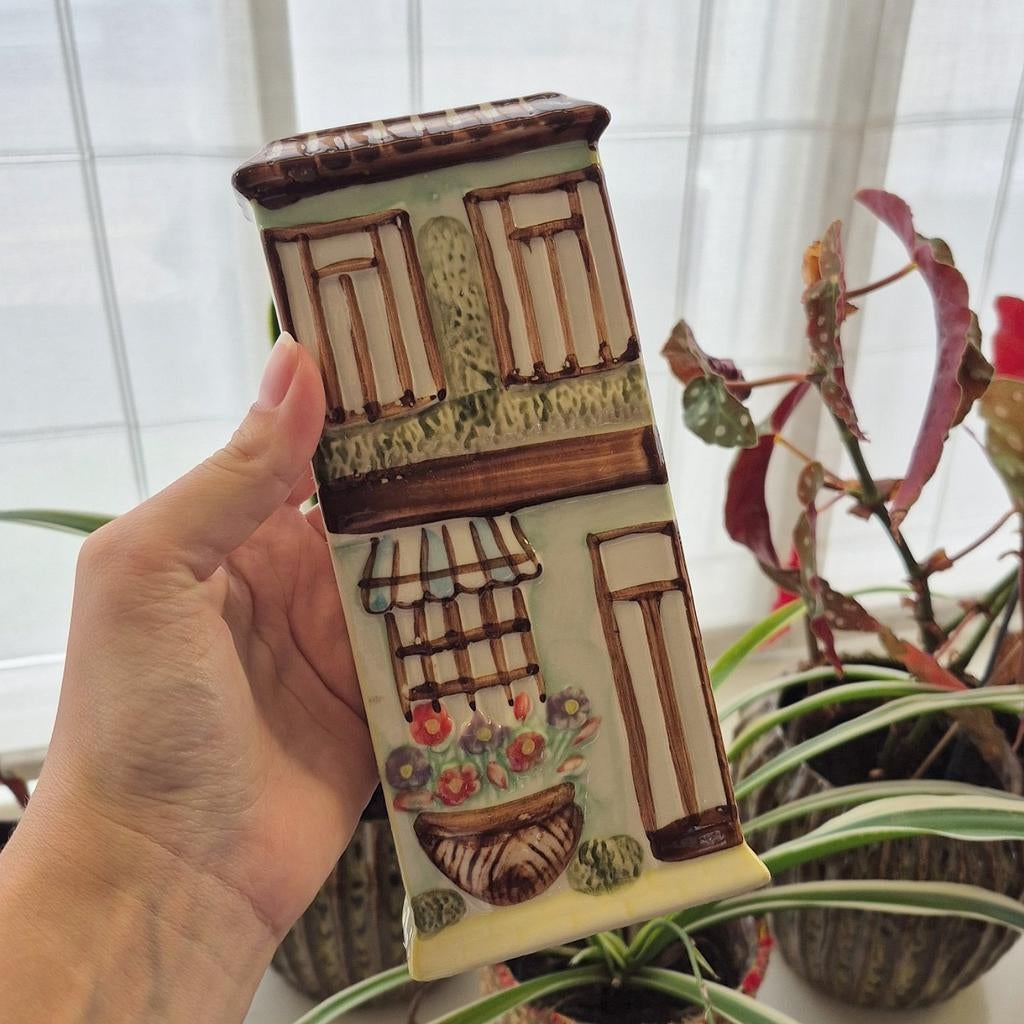 Vintage keramieken luchtbevochtiger/wandvaasje, Overige kleuren, Aardewerk of Porselein, Ophalen of Verzenden, Zo goed als nieuw