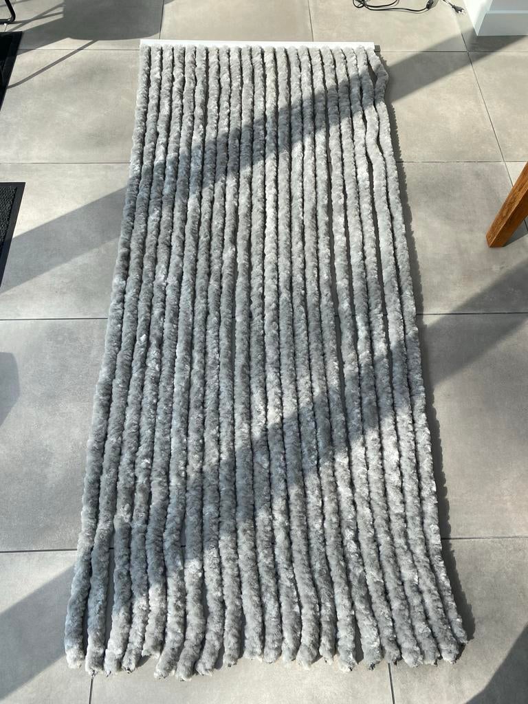 Vliegengordijn kattenstaarten grijs 90x210 cm, Doe-het-zelf en Verbouw, Deuren en Horren, Ophalen, 80 tot 100 cm, Hordeur, Zo goed als nieuw