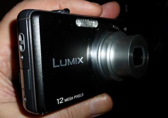 lumix fs10 of tz10 compleet in doos, 12 Megapixel, Compact, Ophalen of Verzenden, Zo goed als nieuw