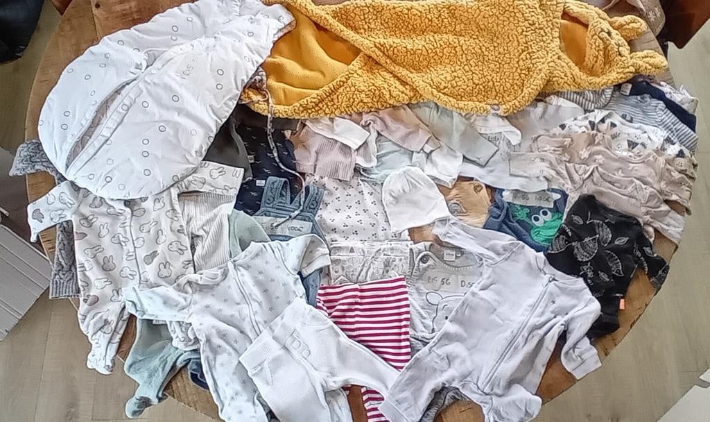 Kledingpakket 50/56, Ophalen, Zo goed als nieuw, Maat 50