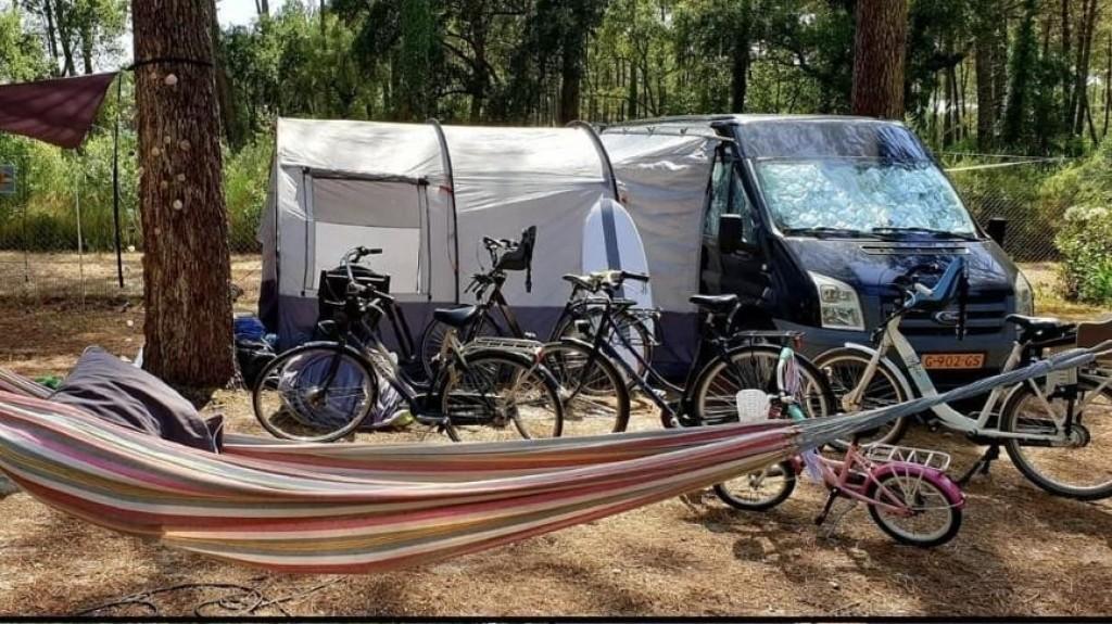 Ford TRANSIT FD 280M 5 zitplaatsen Marge op Camper kenteken!, Auto's, Keurmerk '100% Onderhouden', Gebruikt, Parkeersensor, Zwart