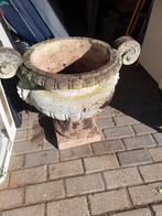 Oude stenen bloempot / plantenbak, Ophalen, Gebruikt