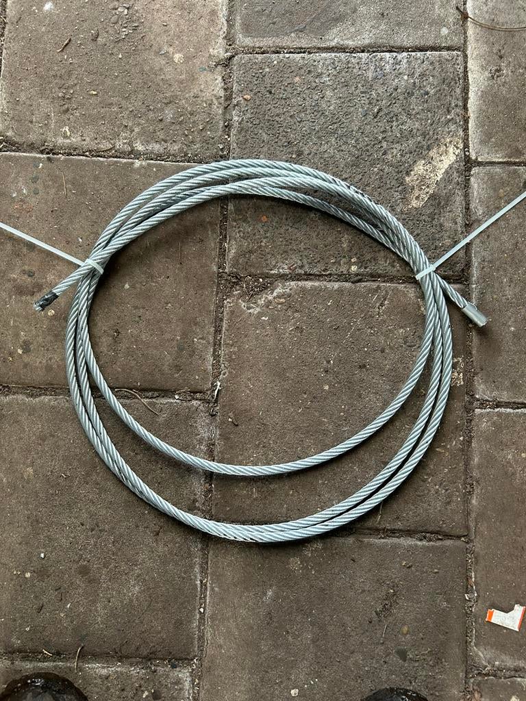 Staalkabel 10mm 4,5 mtr lang  Is nieuw, Ophalen of Verzenden, Zo goed als nieuw, 250 mm of meer