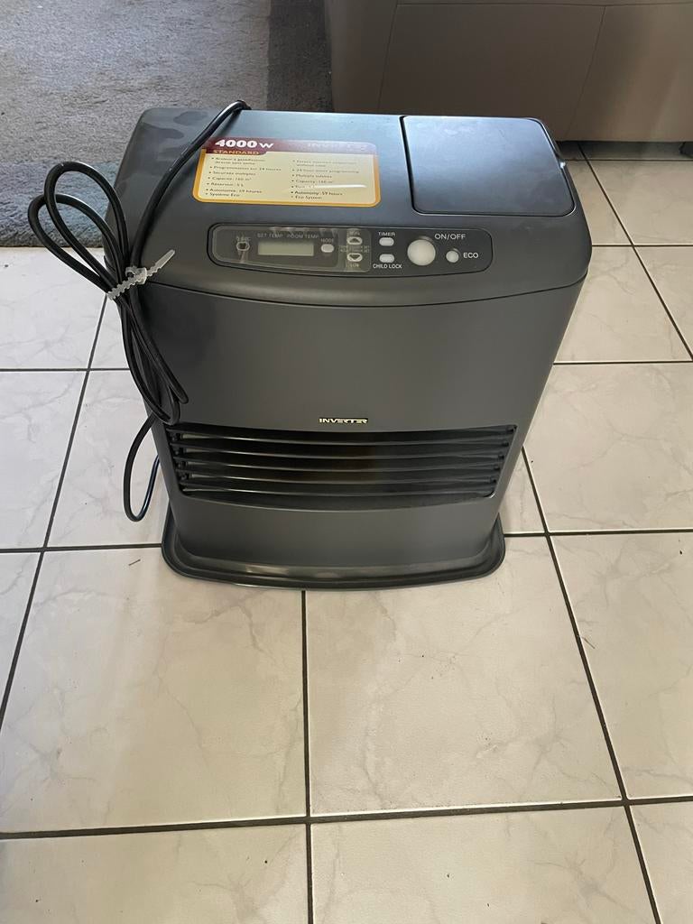 Inverter petroleum 4000W Kachel 3026 CE en 120 L petroleum, Ophalen, Overige brandstoffen, Petroleumkachel, Zo goed als nieuw