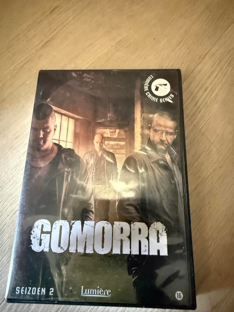Gomorra Seizoen 2 DVD - Lumière Crime Series, Cd's en Dvd's, Dvd's | Tv en Series, Vanaf 16 jaar, Ophalen of Verzenden, Gebruikt