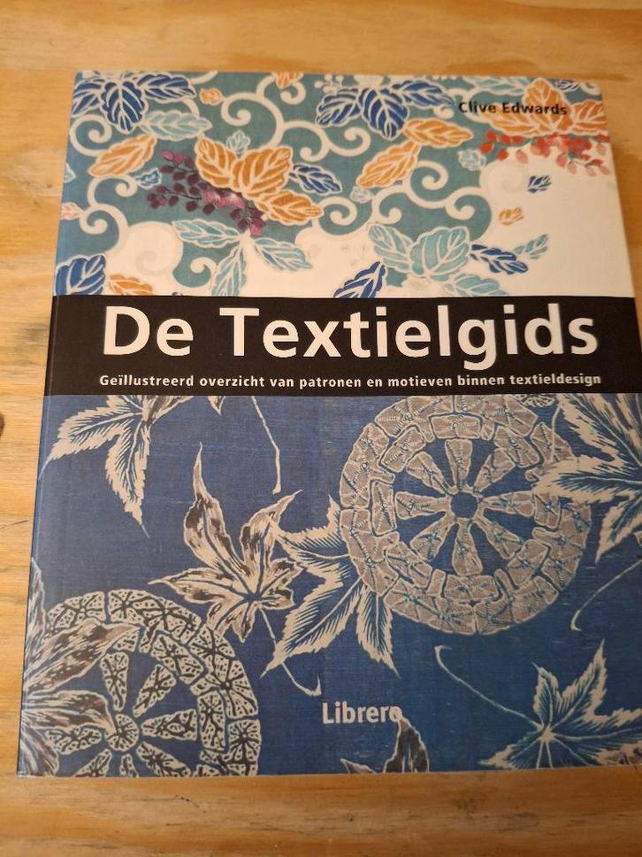 De Textielgids, Boeken, Mode, Gelezen, Overige onderwerpen, Verzenden