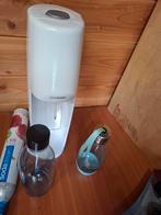 Sodastream  Bruiswatermachine  met  2 flessen en cilinder!, Ophalen of Verzenden, Gebruikt