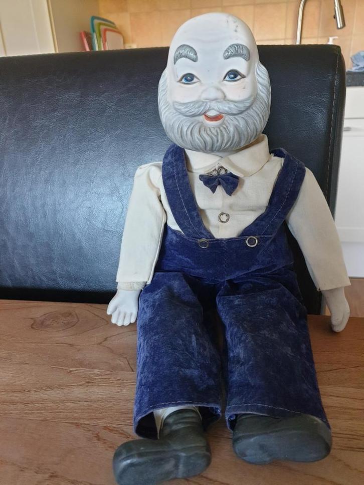 Vintage Porseleinen OPA Pop, Antiek en Kunst, Curiosa en Brocante, Ophalen of Verzenden