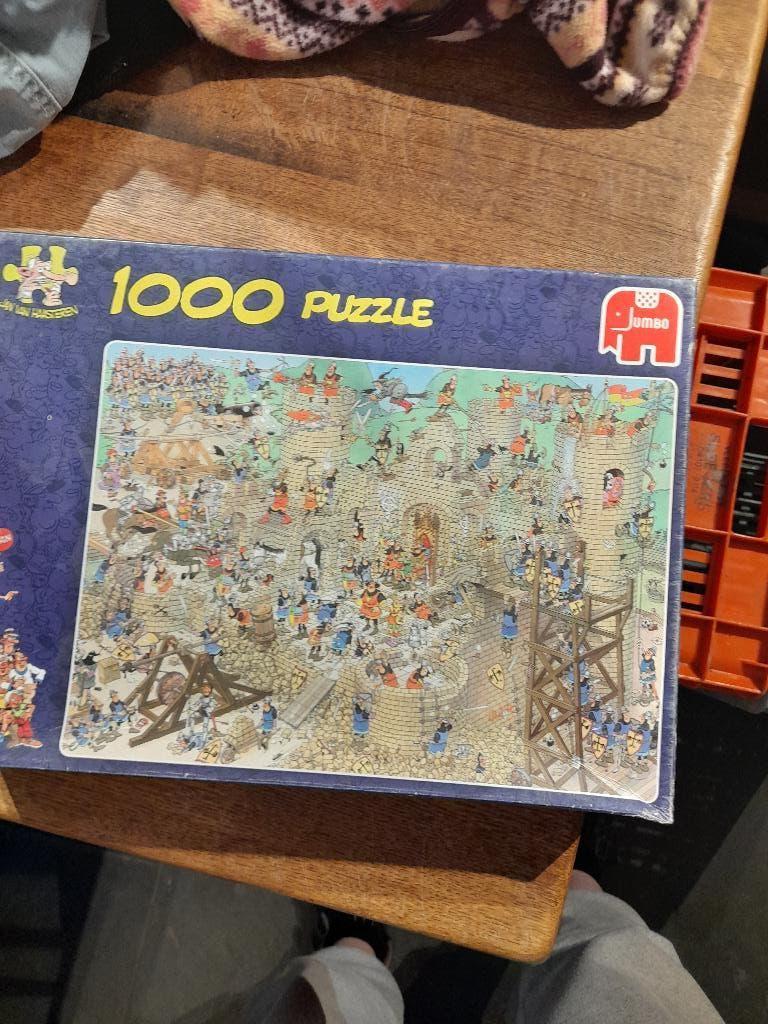 Jan van Haasteren  de middeleeuwen, Ophalen of Verzenden, 500 t/m 1500 stukjes, Gebruikt, Legpuzzel